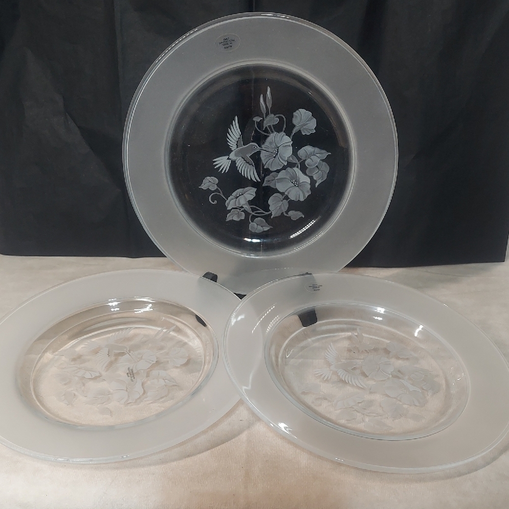 Avon Set of 3 Vintage Hummingbird 8" Etched Lead Crystal Plates